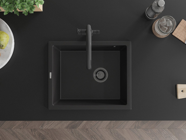 Chiuvetă montată sub blat din oțel