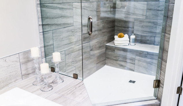 Ce cabină de duș să alegem - joasă sau adâncă?