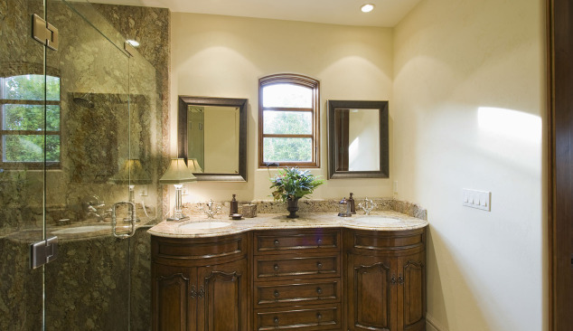 Tipuri de uși pentru cabine de duș în funcție de modul de deschidere