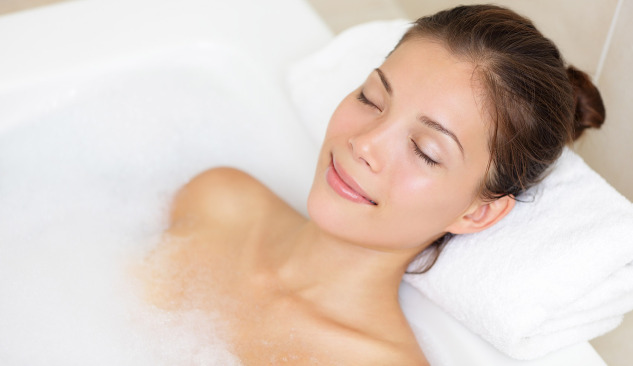 Merită să optați pentru o cadă din fontă?