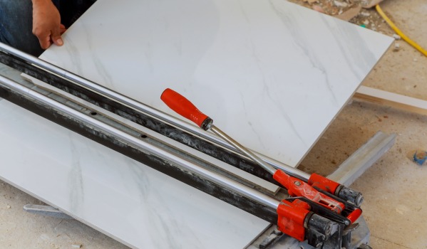 Cum să tai corect plăcile?