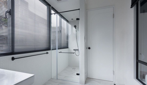 Cadă de duș sau rigolă de duș?