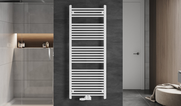 Radiator vertical în baie